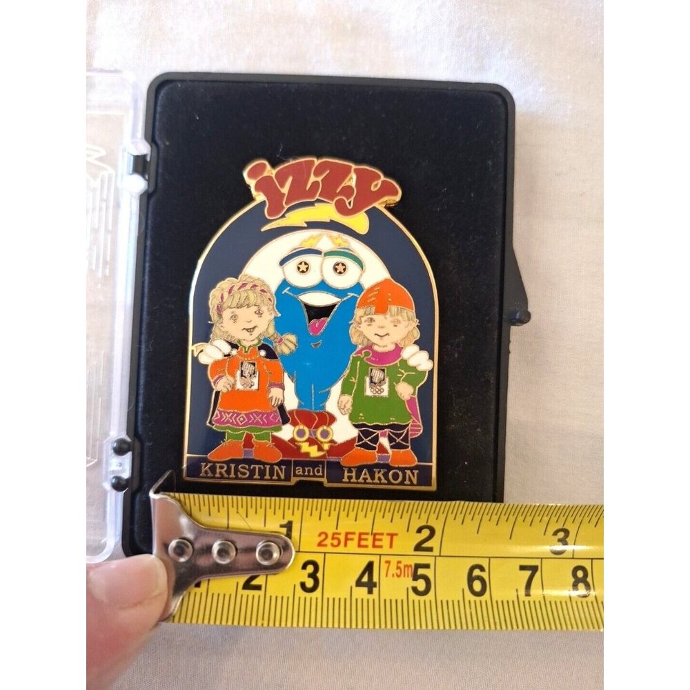 Atlanta 1996 Olympics Izzy Pin Kristin & Hakon Official Limited Edition - Picture 6 of 10